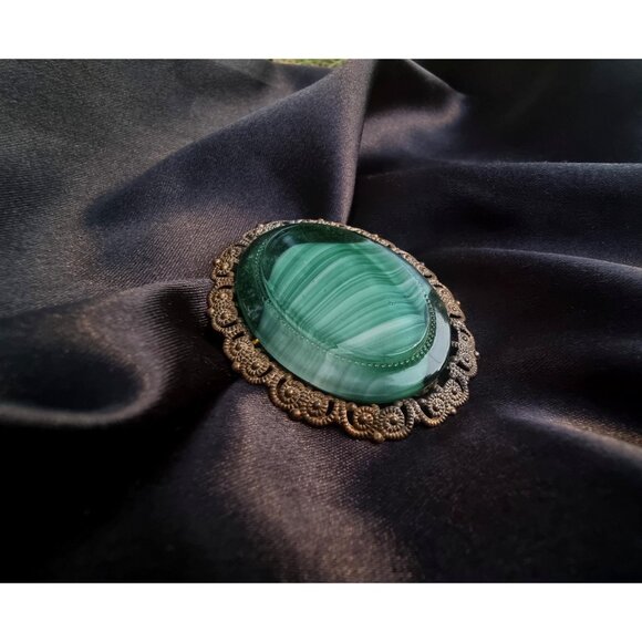 Rare Find Vintage WEST GERMANY Signed Green Glass Brooch Pin - Picture 2 of 7